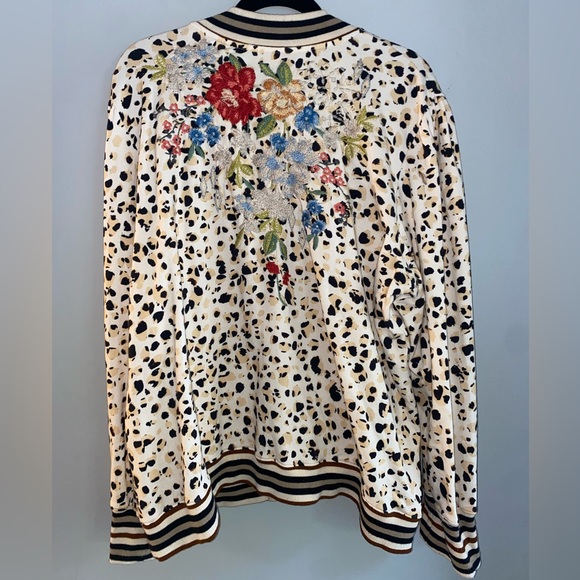 Johnny Was - leopard floral embroidered zip up - Picture 4 of 4